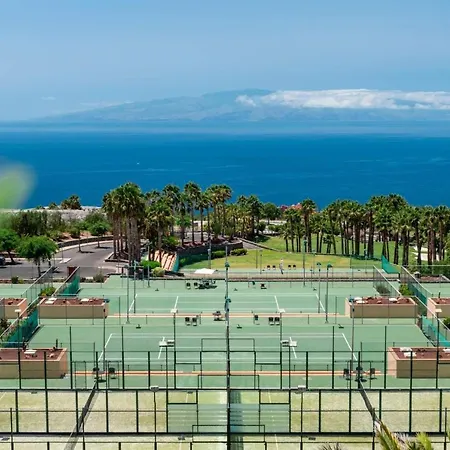 2 Bdr Partial Sea View Apartmán *
