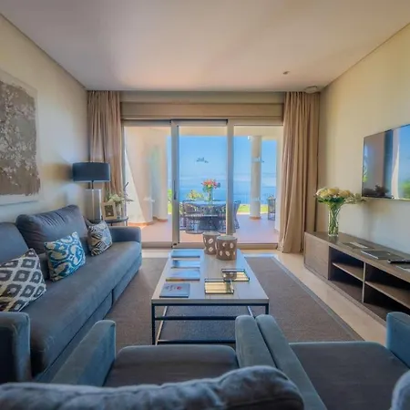 2 Bdr Partial Sea View Appartement *